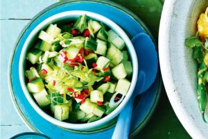 Những món ăn vặt giảm cân: Dưa chuột